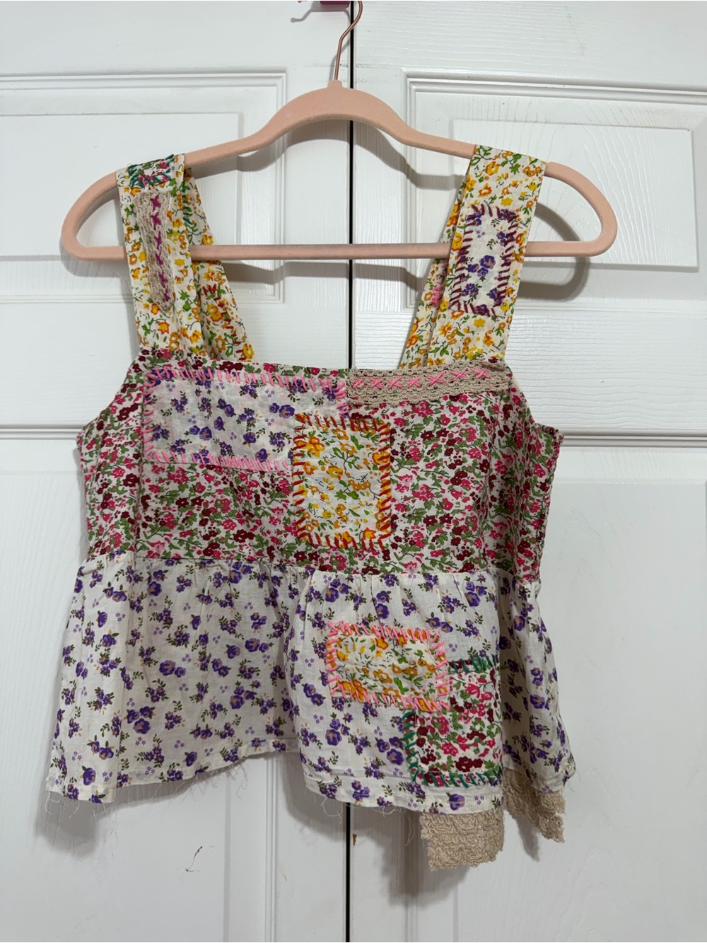 NATURAL LIFE Floral Patchwork Tank Top in White, Purple, Pink